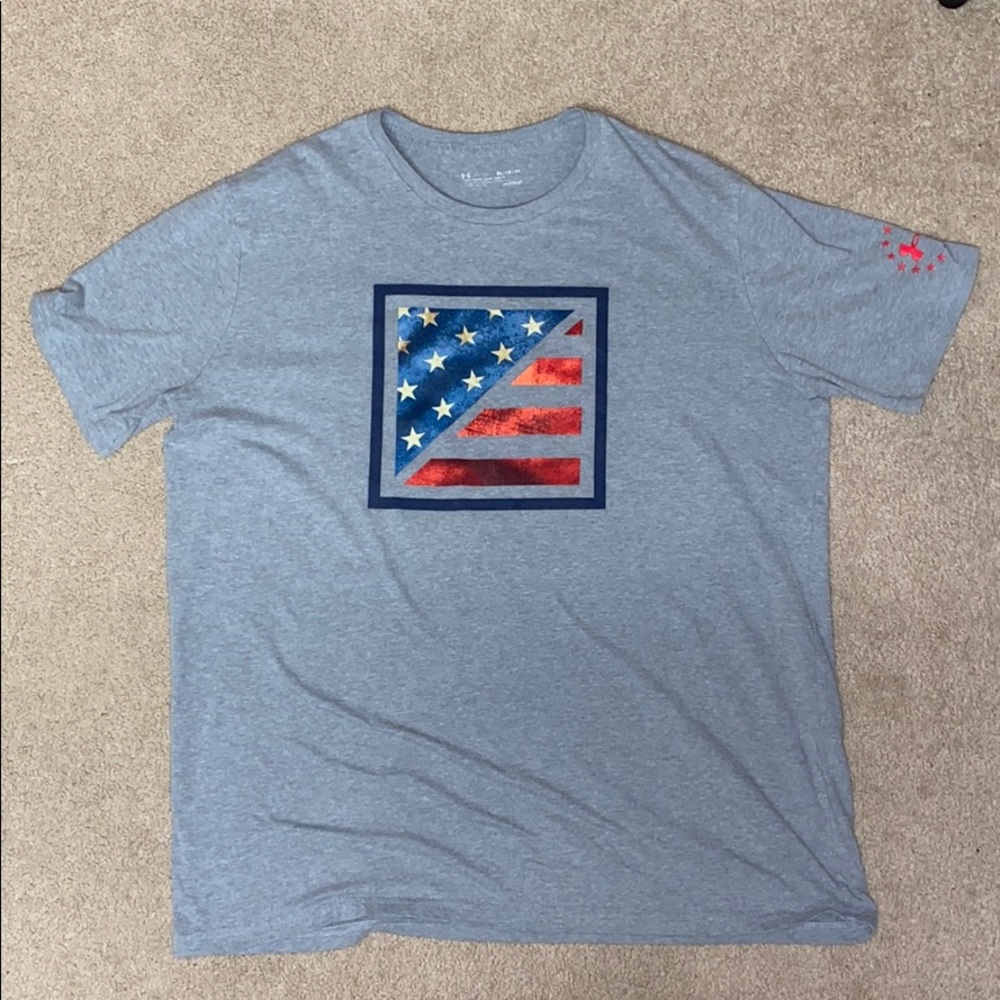 Under Armour Men’s XL Shirt